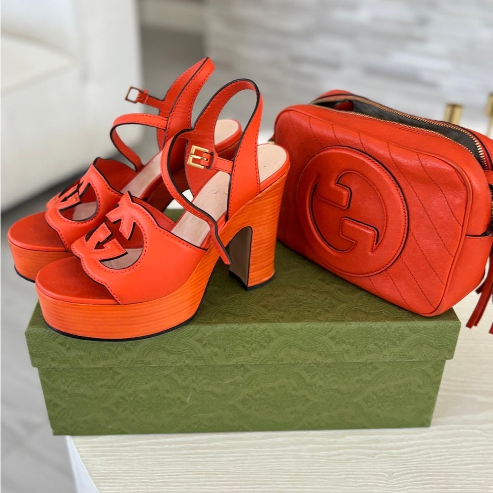 Gucci Women's Orange Platform Sandals and bag - Picture 3 of 5